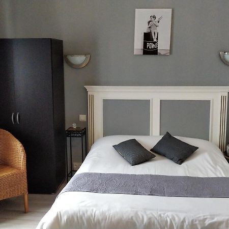 Les Grands Voyageurs Hotel Concarneau Exterior foto